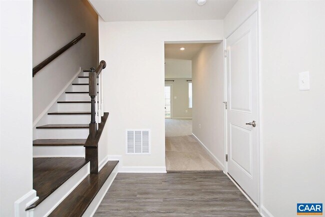 Building Photo - 2115 Elm Tree Ct