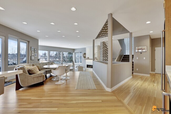 Foto del edificio - 1775 Forest Park Dr