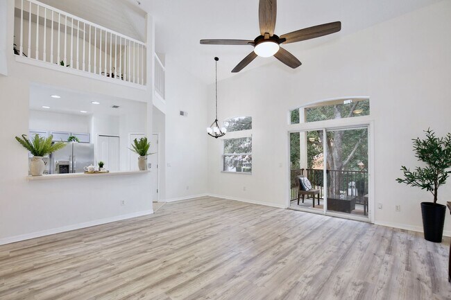 Foto del edificio - 696 Seabrook Ct