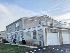Building Photo - 7935 163rd Ct