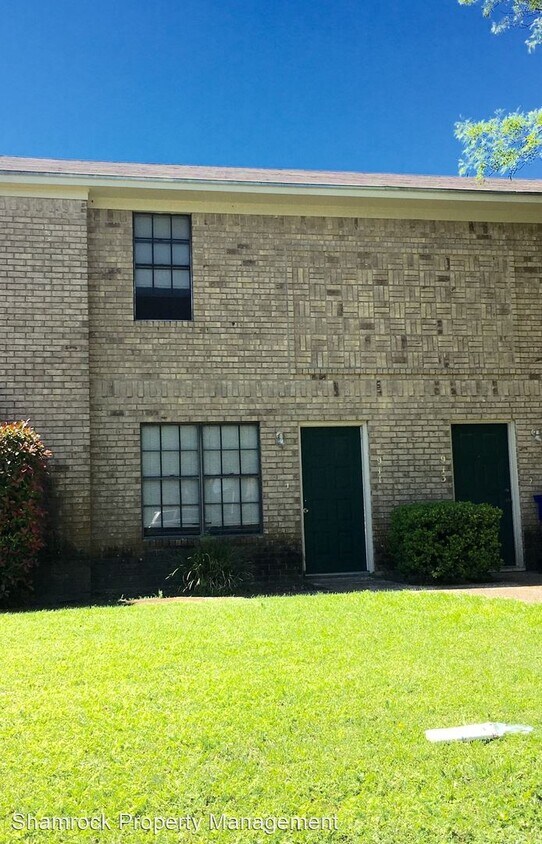 Primary Photo - 2 br, 2.5 bath House - 911 Lancelot Circle