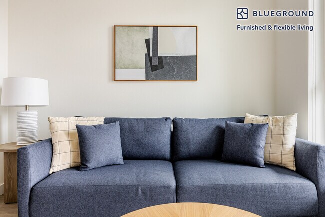 Building Photo - 511 S Harbor Blvd