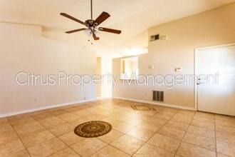 Building Photo - 5201 Yaupon St