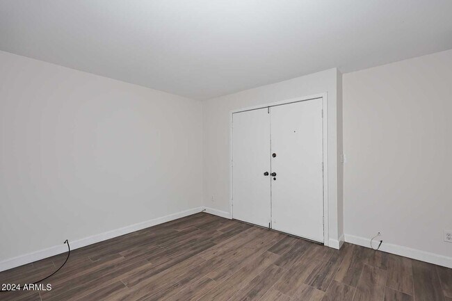 Foto del edificio - 4287 N Miller Rd