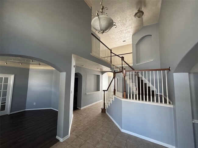 Foto del edificio - 12823 Dadebrook Ct