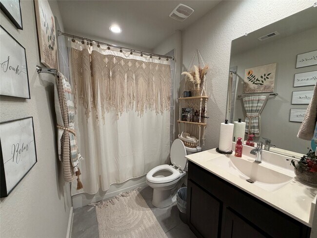 Building Photo - 29411 Travis Trace