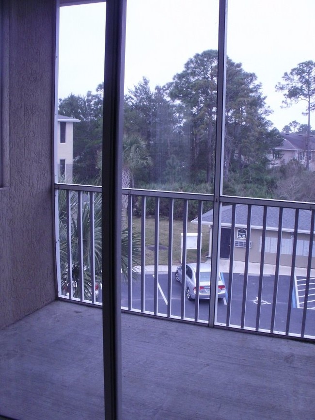 Building Photo - 435 S Villa San Marco Dr