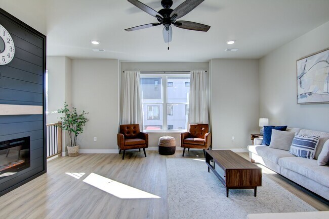 Foto del edificio - 2529 Otter Creek Trail