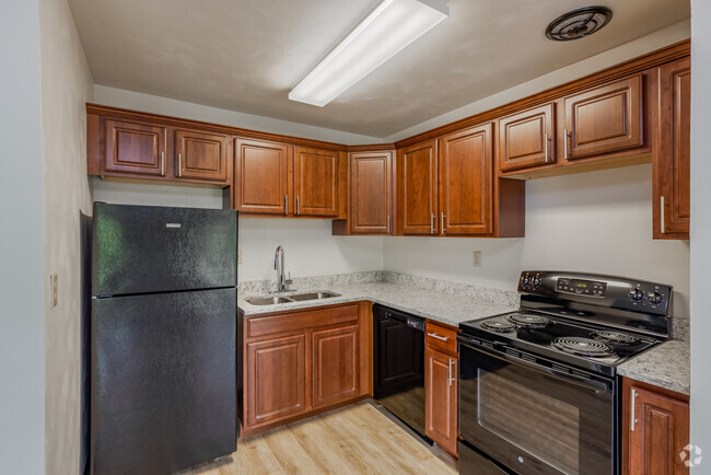 2BR,1BA-844SF - Hyland Hills