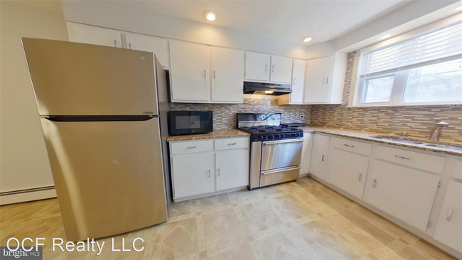Foto del edificio - 3 br, 2 bath House - 1020 McKean Street