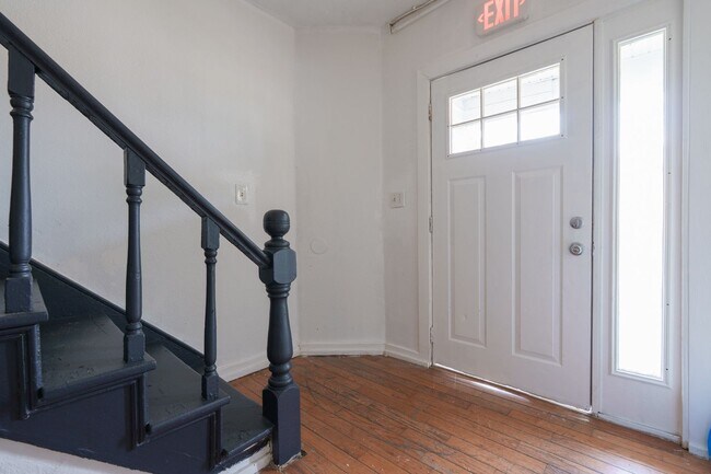 Foto del edificio - MOVE IN READY 4 Bedroom in Suffolk!