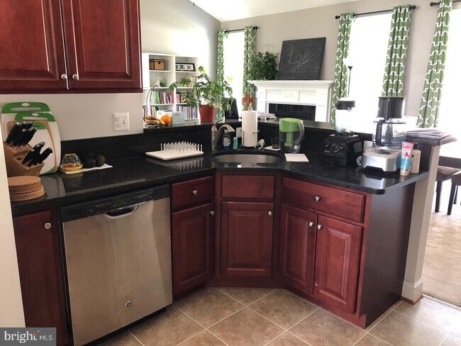 Foto del edificio - 17118 Sweetwater Ct