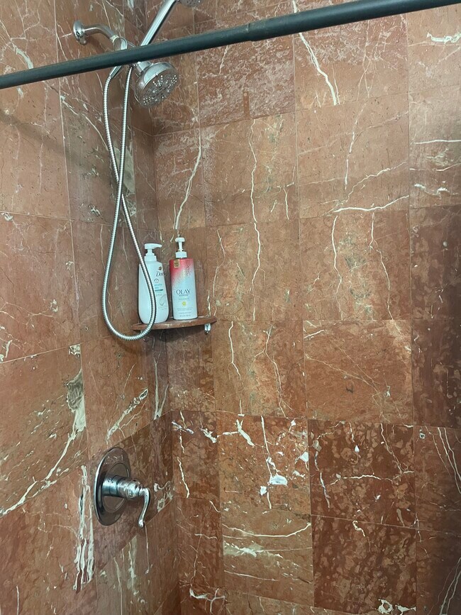 Foto del edificio - 4820 SW 103rd Pl