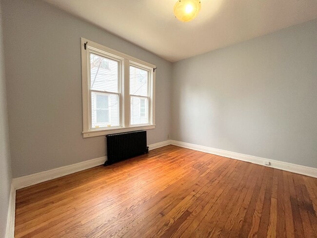 Building Photo - 234 Crescent Ave