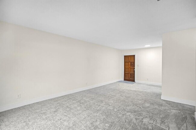 Foto del edificio - 493 NW 43rd St