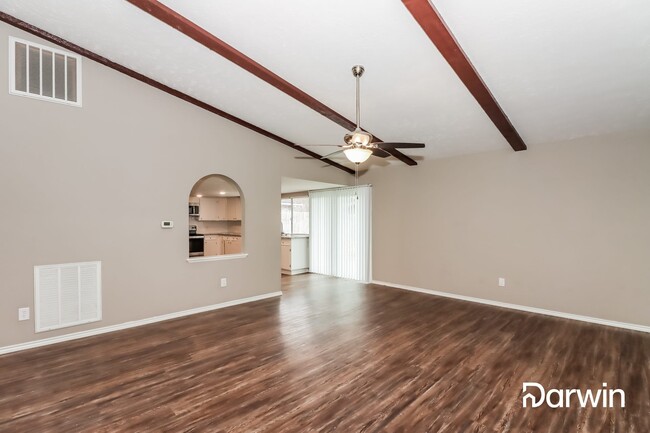 Building Photo - 2119 Fall Meadow Dr