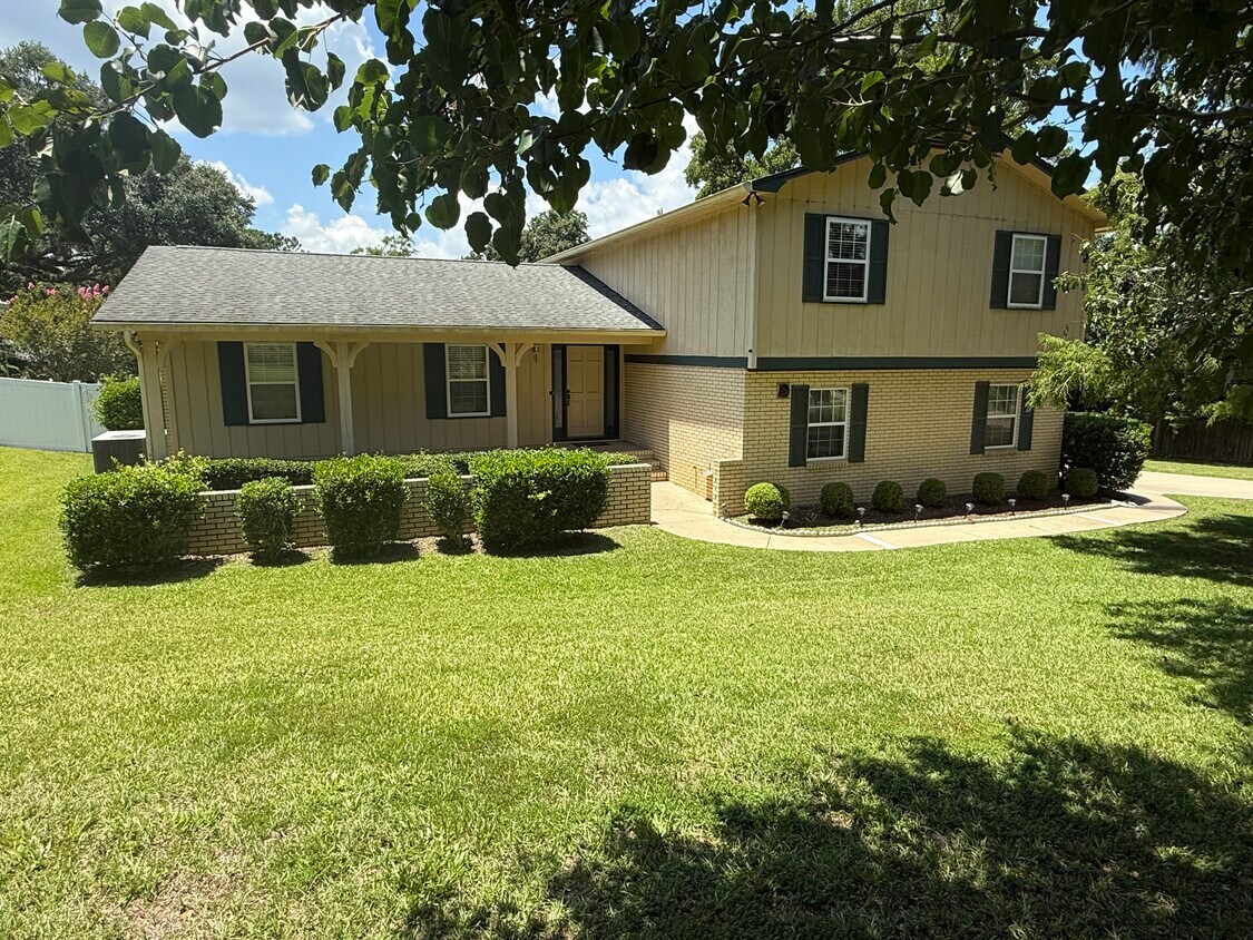 Primary Photo - 3726 Wicklow Cir