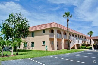 Building Photo - 8000 Ridgewood Ave