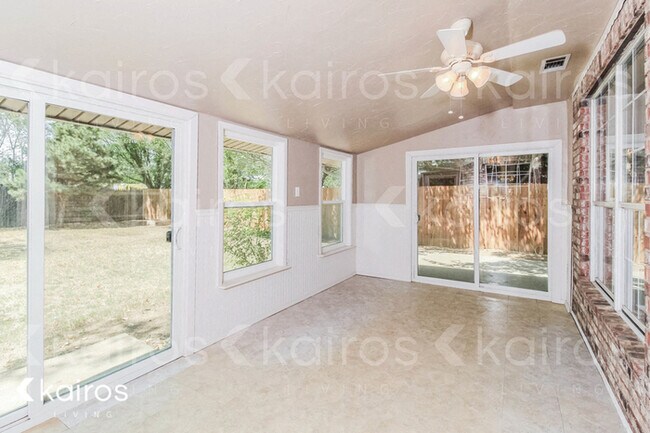 Foto del edificio - 6710 Hatton Rd