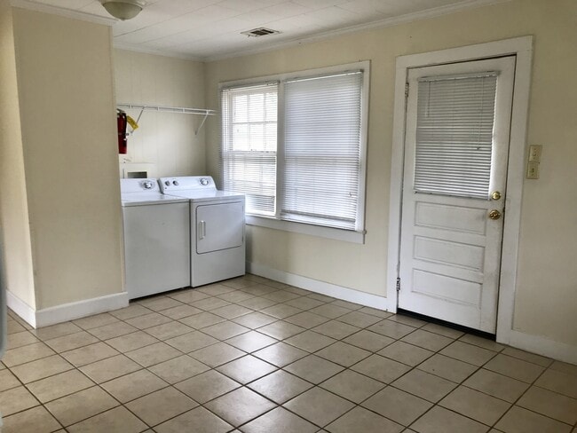 Building Photo - 2 BR 2 bath home in Troy, AL