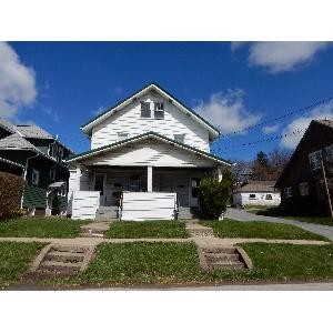 Front of duplex - 651 Locust St