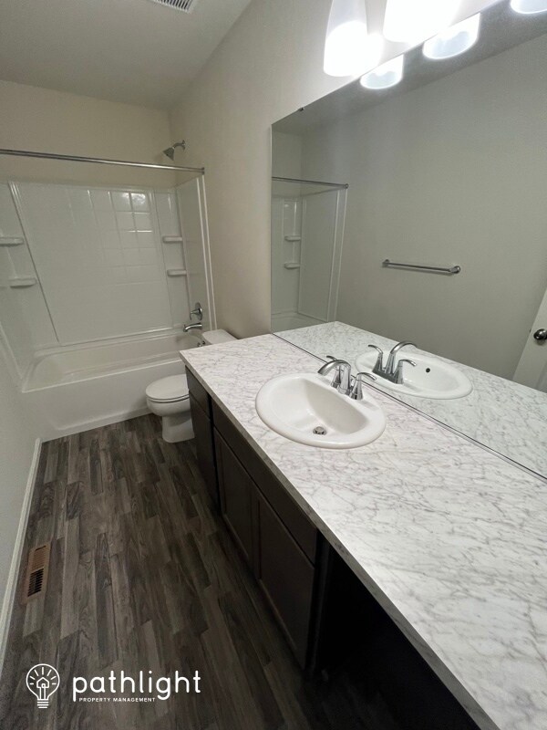 Foto del edificio - 9232 Fairybell Street SE, Tumwater, WA, 98501