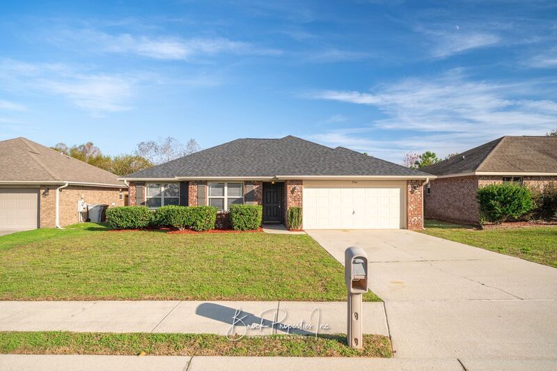 1964 Bright Water Dr, Gulf Breeze, FL 32563 House Rental in Gulf