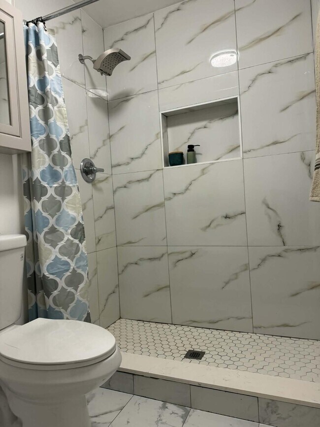 Foto del edificio - 17130 127th Dr N