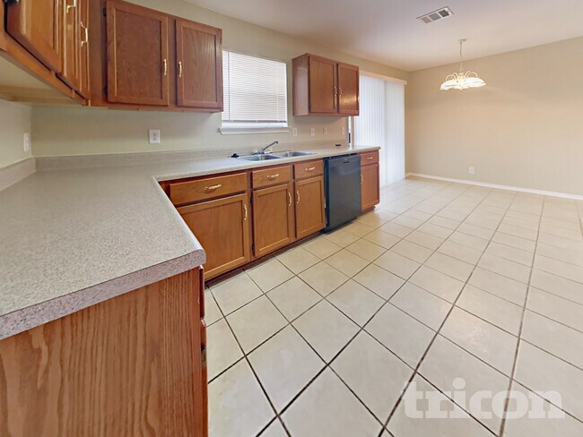 Building Photo - 6620 Richland Pl