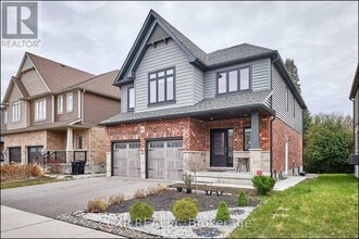 Building Photo - 967 Wright Dr