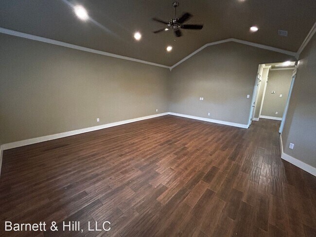 Building Photo - 3 br, 3 bath House - 1302 Cabernet