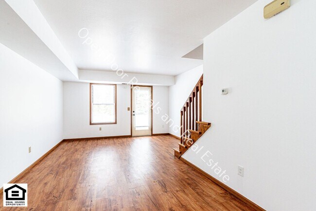 Foto del edificio - 5215/5217 Vermont Lane