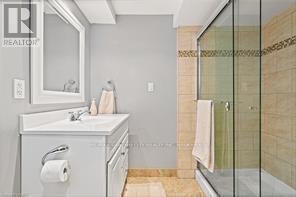 Building Photo - 9 Stonegate Dr