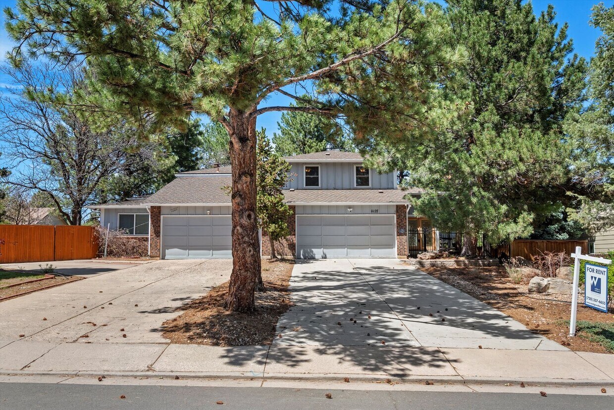 Foto principal - **Newly Listed | 4 Bed | 3.5 Bath | 2,466 SqFt | For Rent**