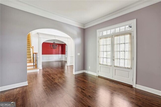 Building Photo - 455 Trowgate Ln
