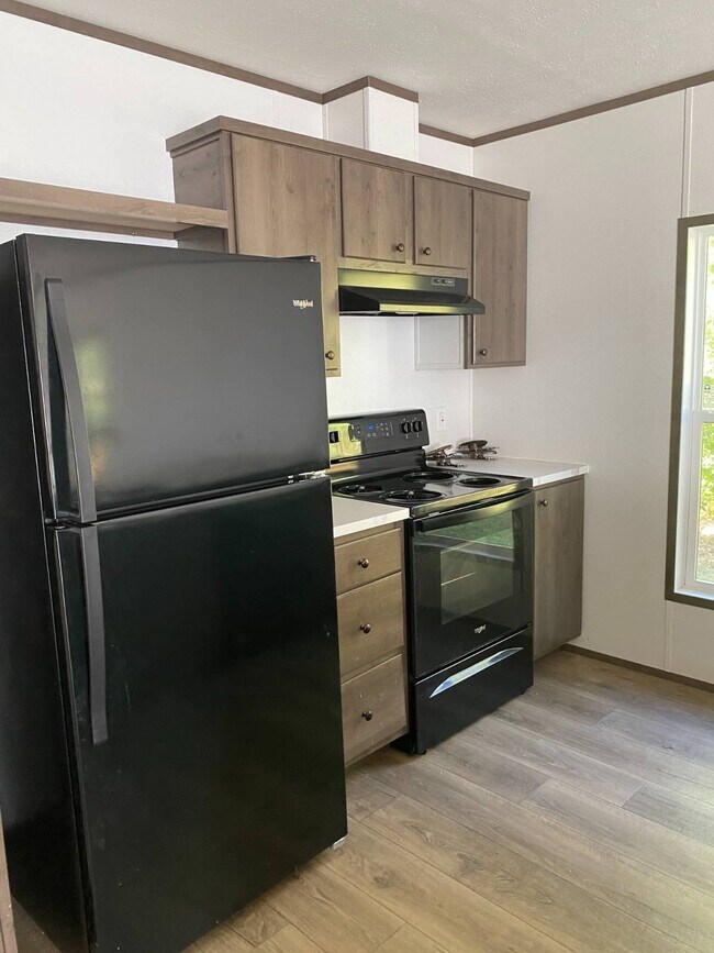 Foto del edificio - 75 Medlar Ln