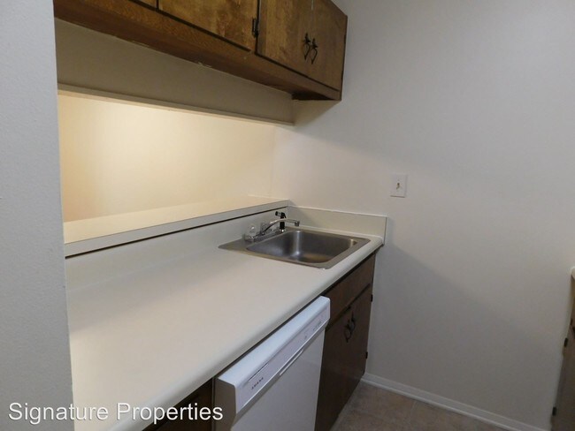 Foto del edificio - 2217 Sedgwick St