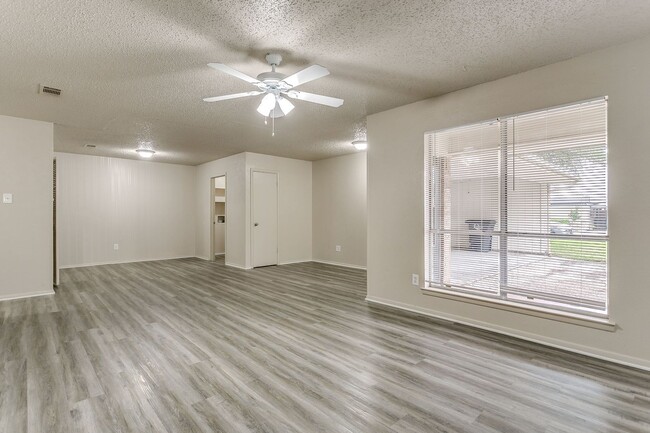 Building Photo - $99 FIRST MONTH'S RENT