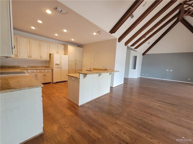 Foto del edificio - 15 Rio Grande Dr