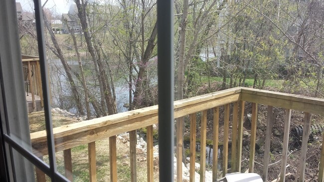 Building Photo - 2 bed/2 bath loft style BRANSON condo @ Fa...