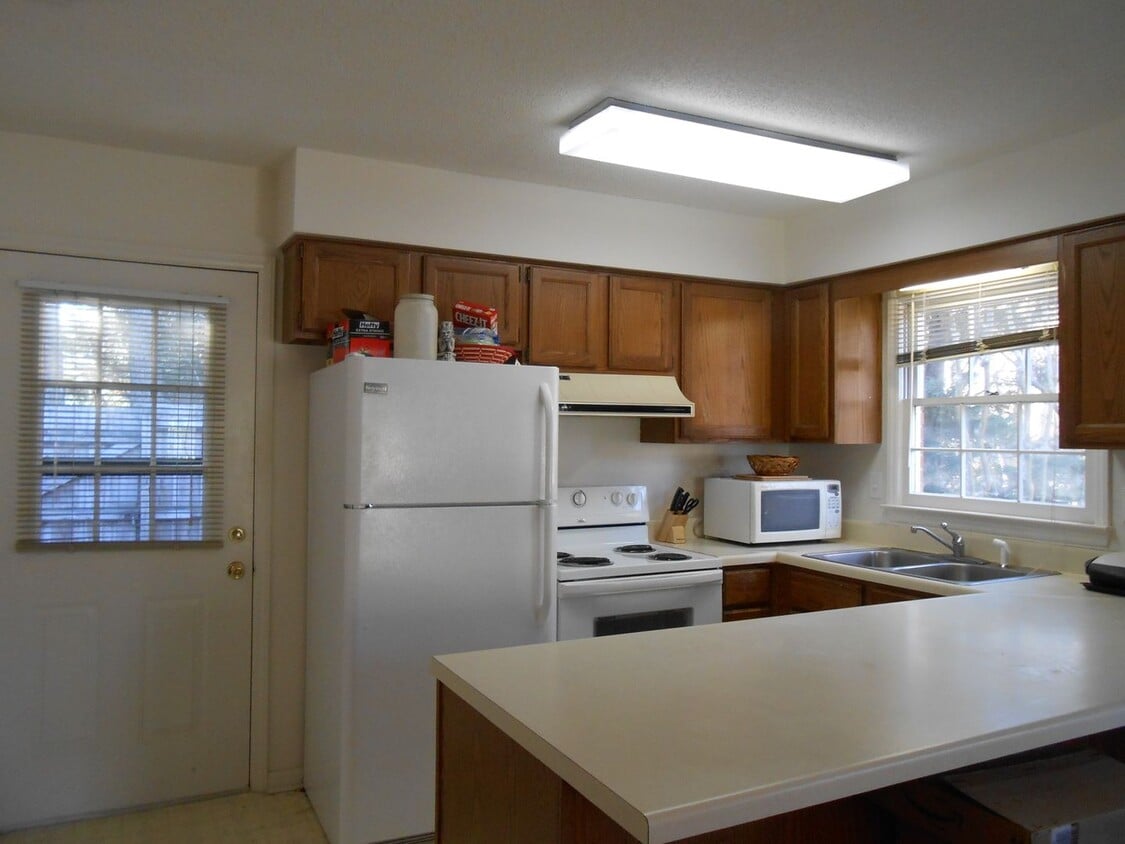 Foto del edificio - Walk to the Carrboro Farmer's Market!