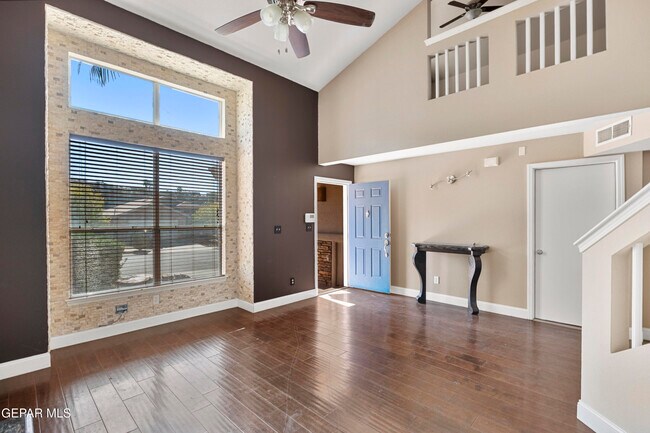 Foto del edificio - 6609 Parque Del Sol Dr