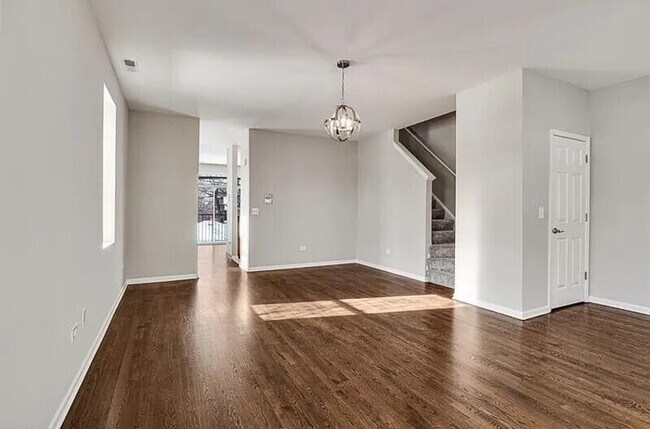 Foto del edificio - 3211 W Lexington St