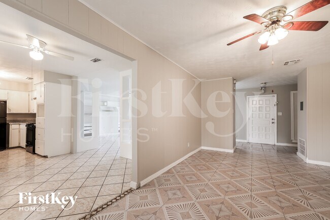 Building Photo - 4610 Anice St