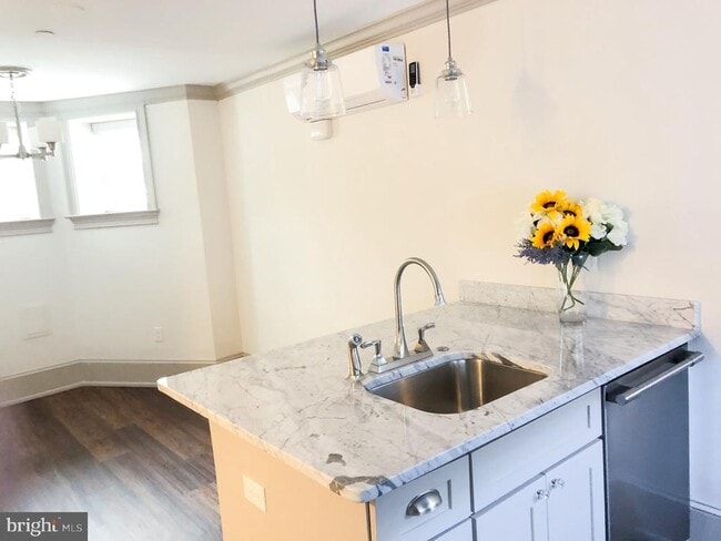 Foto del edificio - 1302 East Capitol St NE