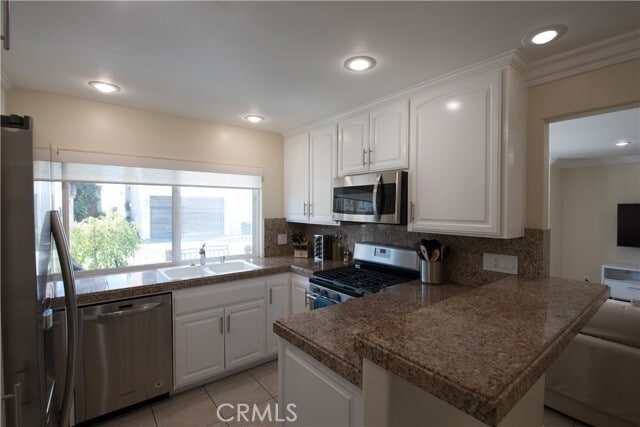 Building Photo - 5404 Seashore Dr