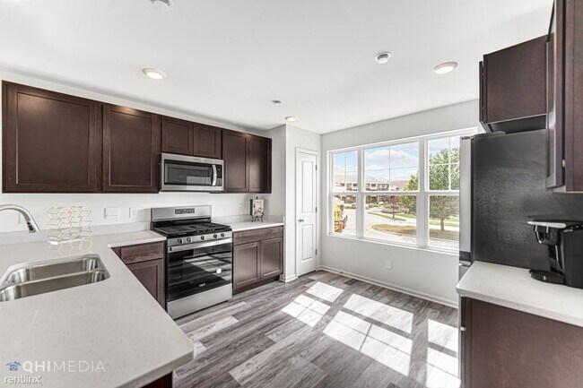 Foto del edificio - 3 br, 2.5 bath Townhome - 8693 Orchid Drive