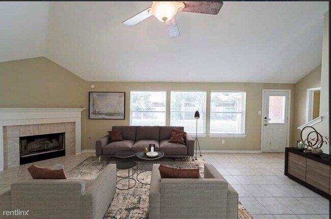 Building Photo - 3 br, 2 bath House - 18403 Wolf Creek Trail