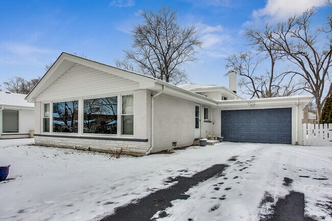 Building Photo - 9510 Keystone Ave