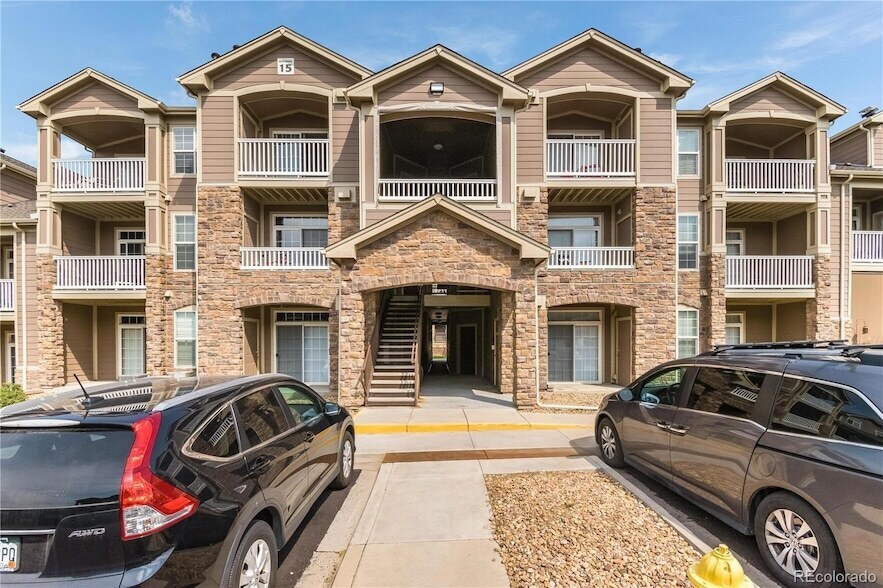 Foto principal - 7440 S Blackhawk St